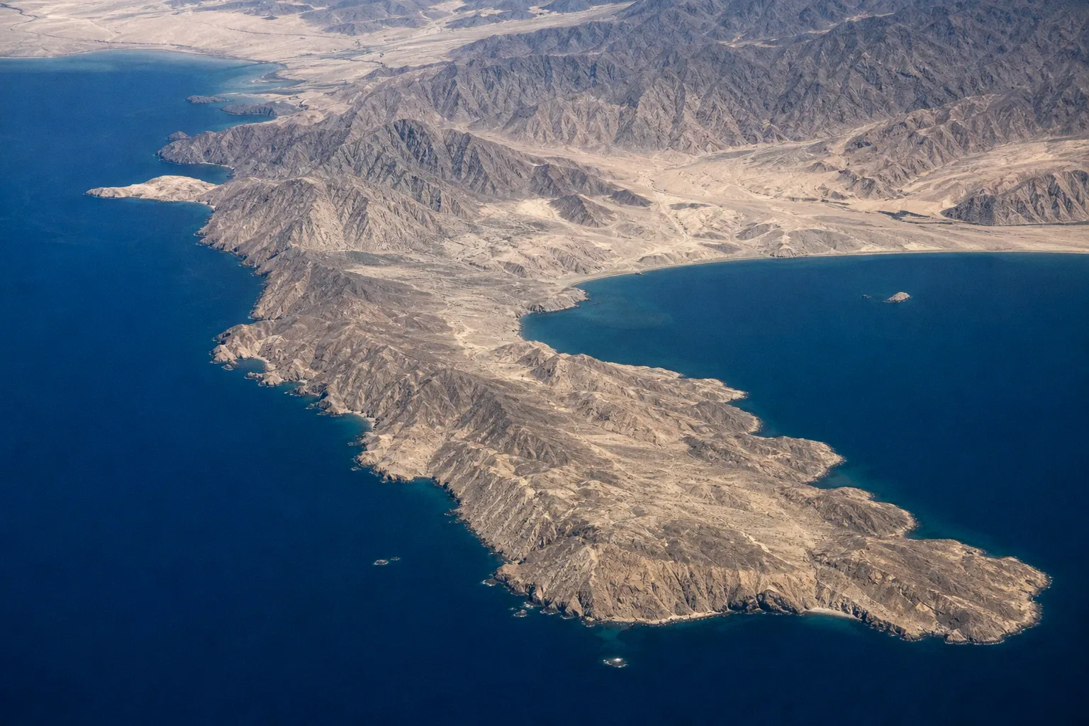 Market Volatility Ahead: Strait of Hormuz Disruptions Meet Critical US Inflation Data